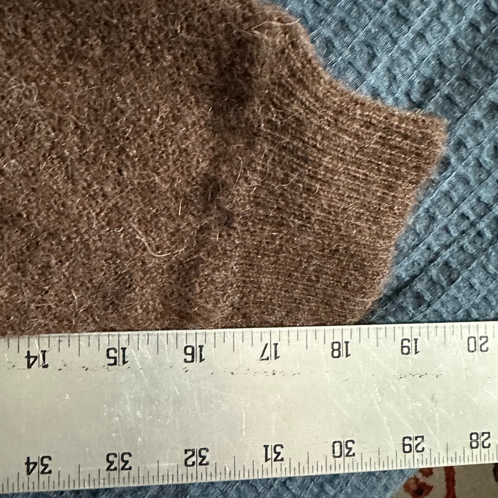 Tumi Women’s Brown Button-Front V-Neck Cardigan - Picture 7 of 11